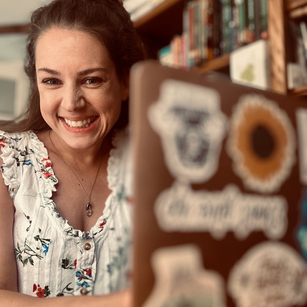 Meet your Posher, Hannah